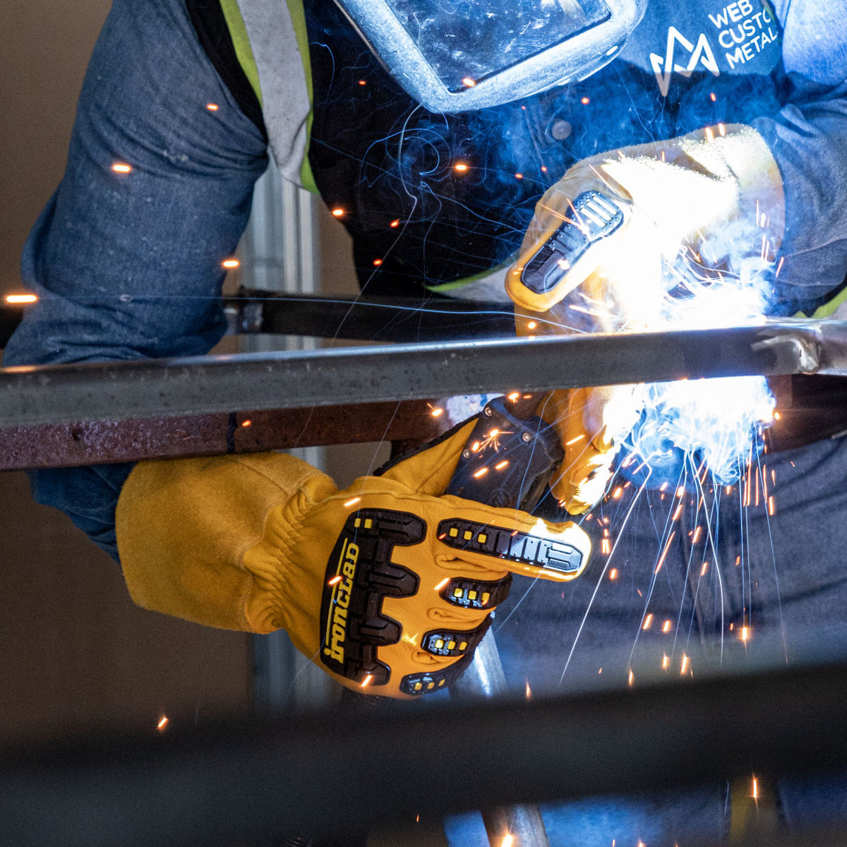 360° CUT LEATHER METAL FABRICATOR