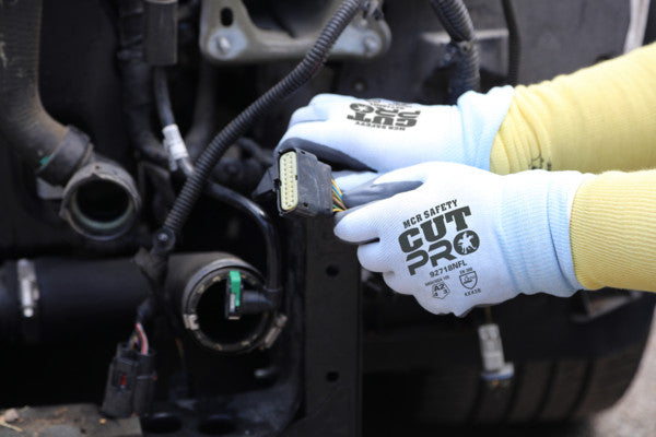 92718NF - MCR Safety CutPro® - 18-Gauge HyperMax® HPPE Shell - Cut, Abrasion and Puncture Resistant - Nitrile Foam Coated Palm and Fingertips - Excellent Sense of Touch and Grip