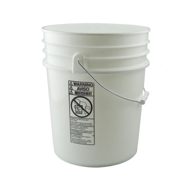 Freund 5 gallon Plastic Bucketw / Lid - 1141T05