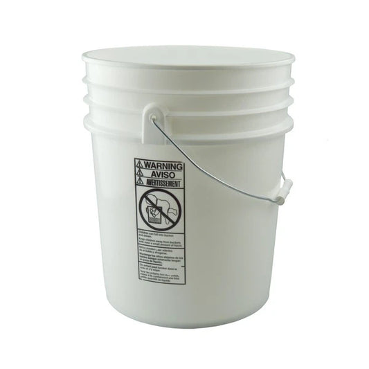 Freund 5 gallon Plastic Bucketw / Lid - 1141T05