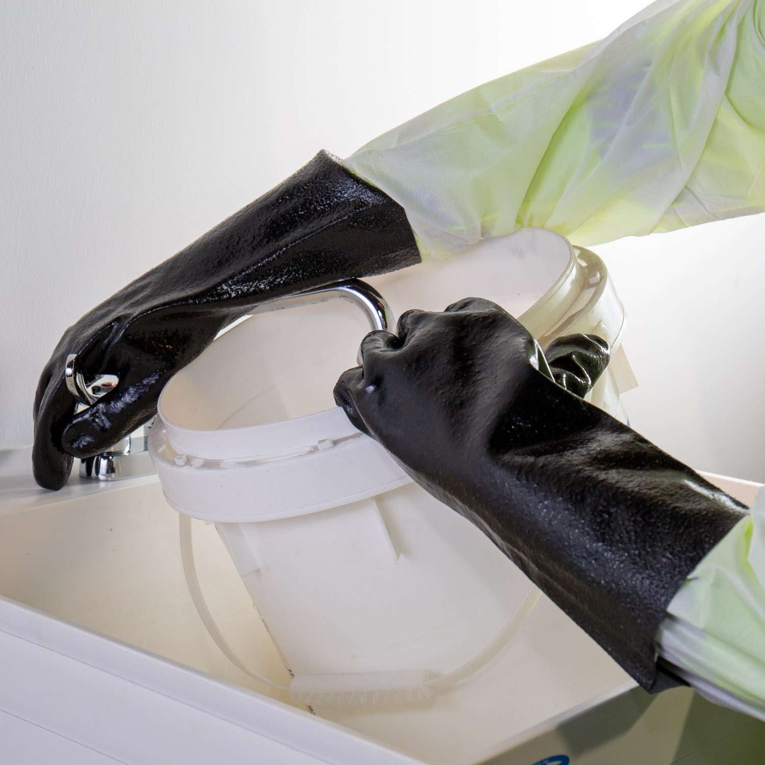 Cordova Black PVC, Rough Finish, Interlock Lined #5014R image 2