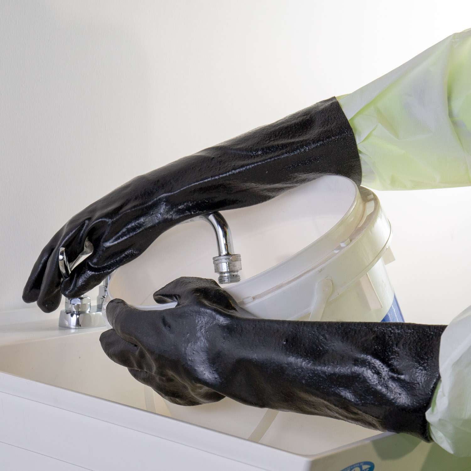 Cordova Black PVC, Rough Finish, Interlock Lined #5018R image 2