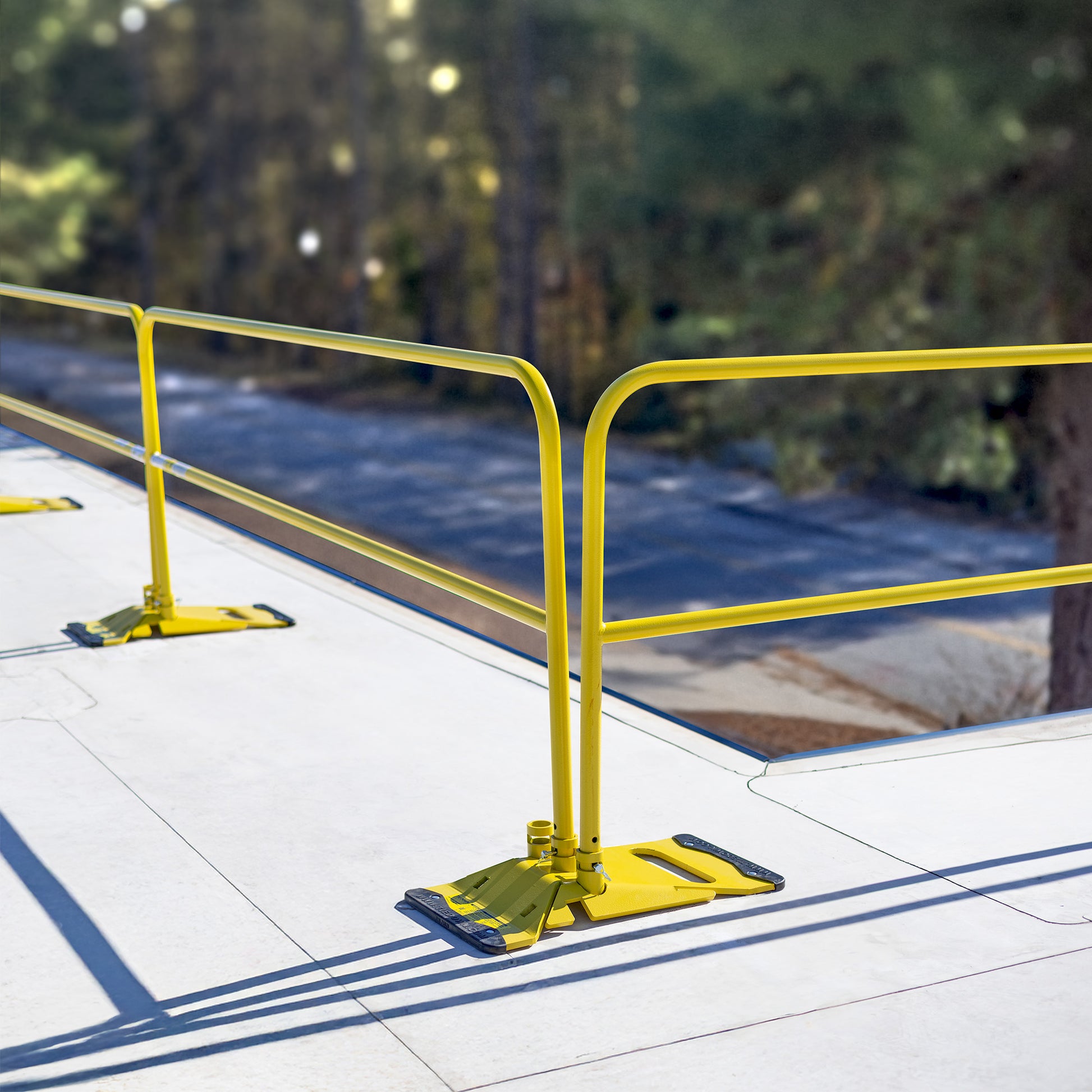 Tie Down 70762 Stack Pallet Kit - 11 Yellow 10 ft. Guardrails & 12 Socket Bases