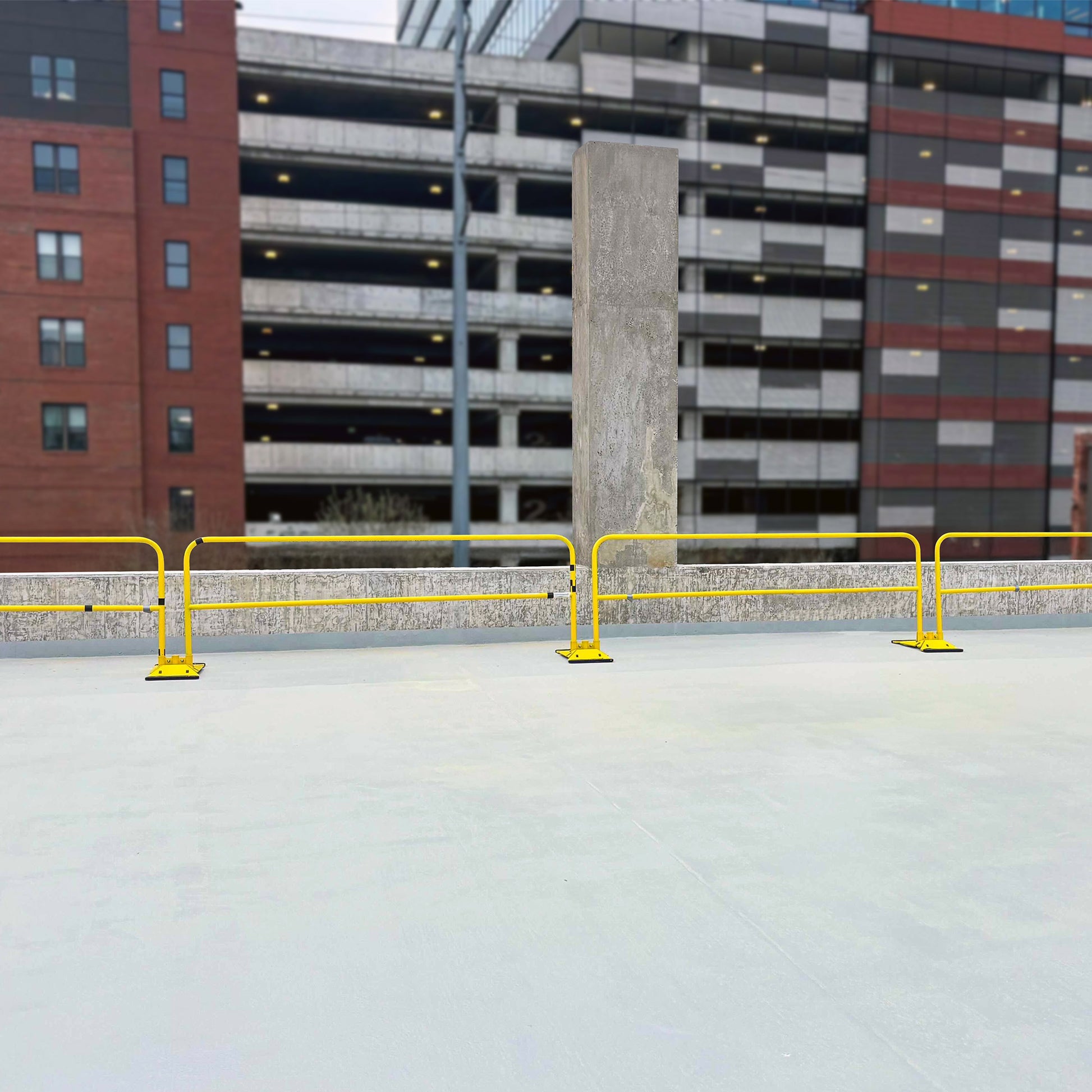 Tie Down 70792 Stack Pallet Kit - 11 Yellow 5 ft. Guardrails & 12 Socket Bases
