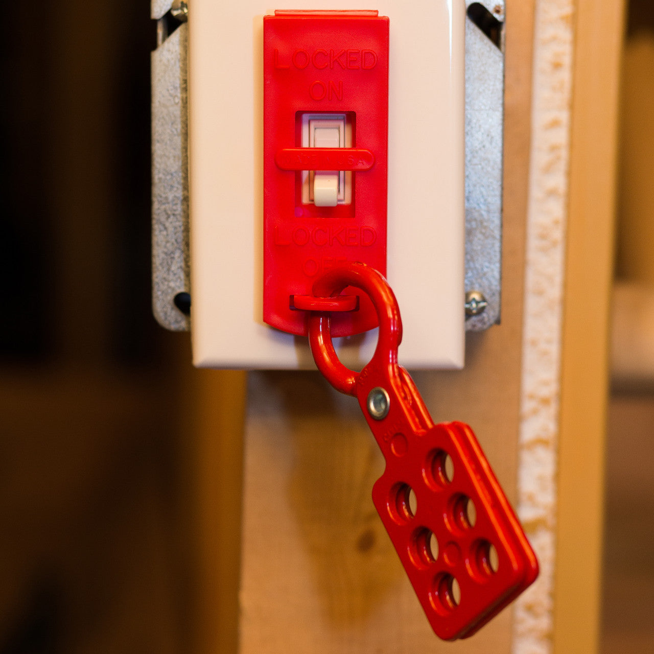 Lockout Tagout Hasp, 1" Aluminum