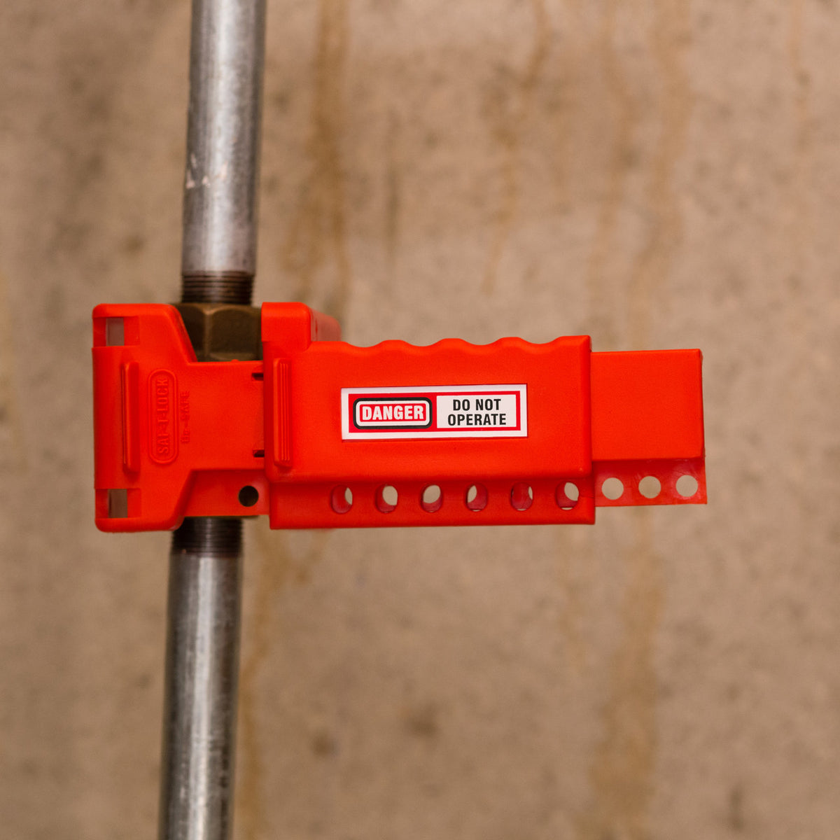 ZING Ball Valve Lockout, 1.5 - 2.5 In Dia - official Zing product image 4