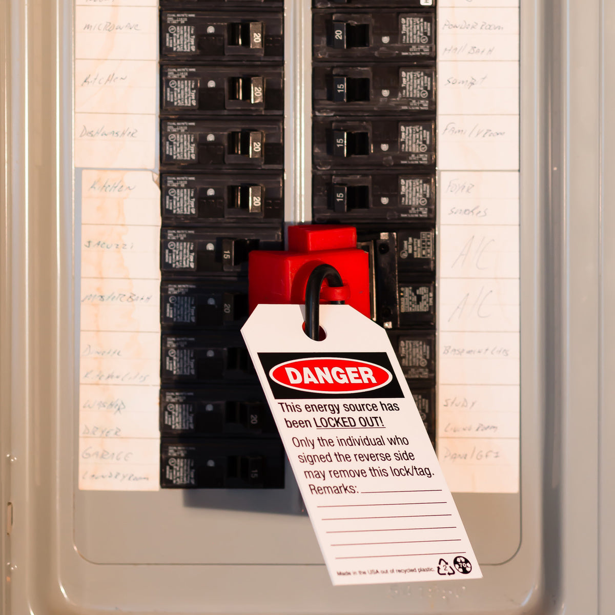 ZING 480/600V Clamp-On Breaker Lockout Medium - With Cleat .. - official Zing product image 6