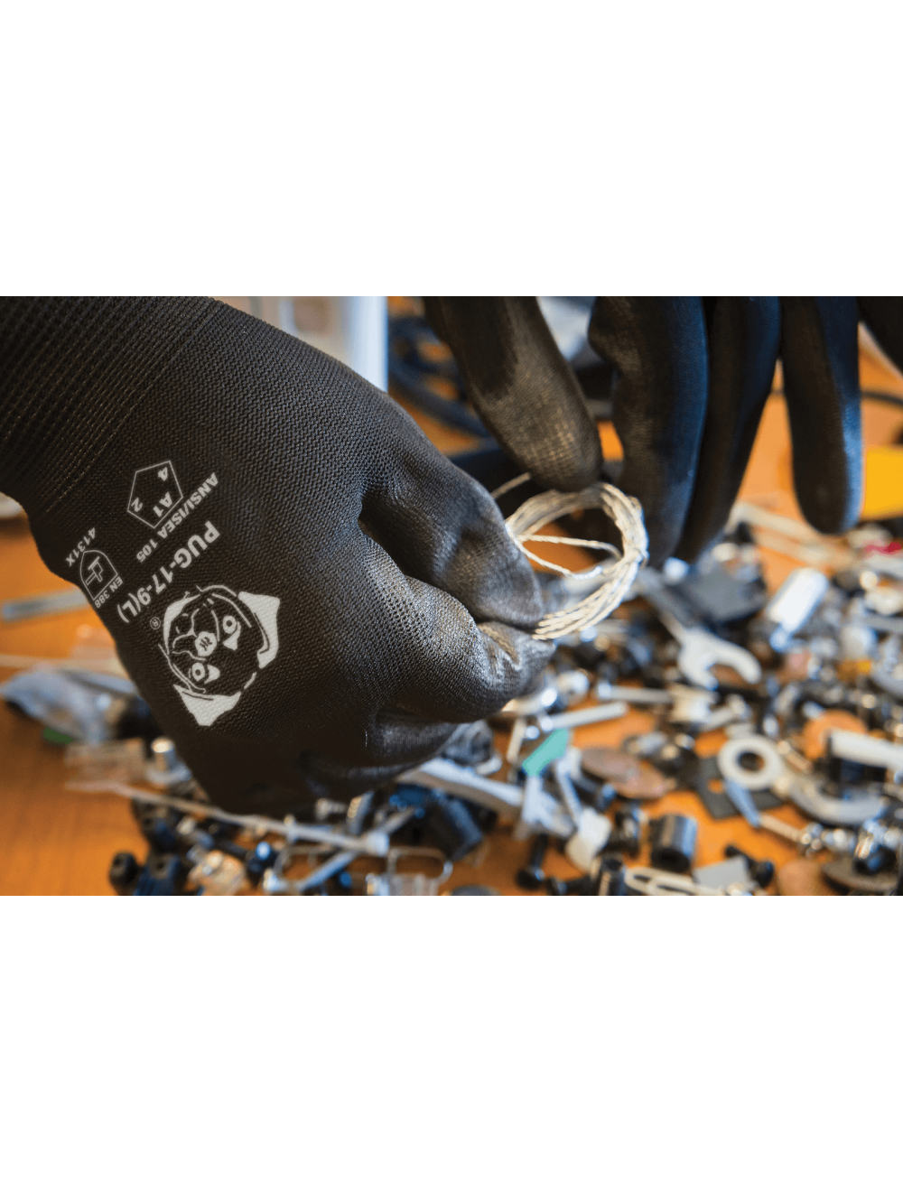 PUG™ - PUG-17-VP - Gloves - cut level A1 - black