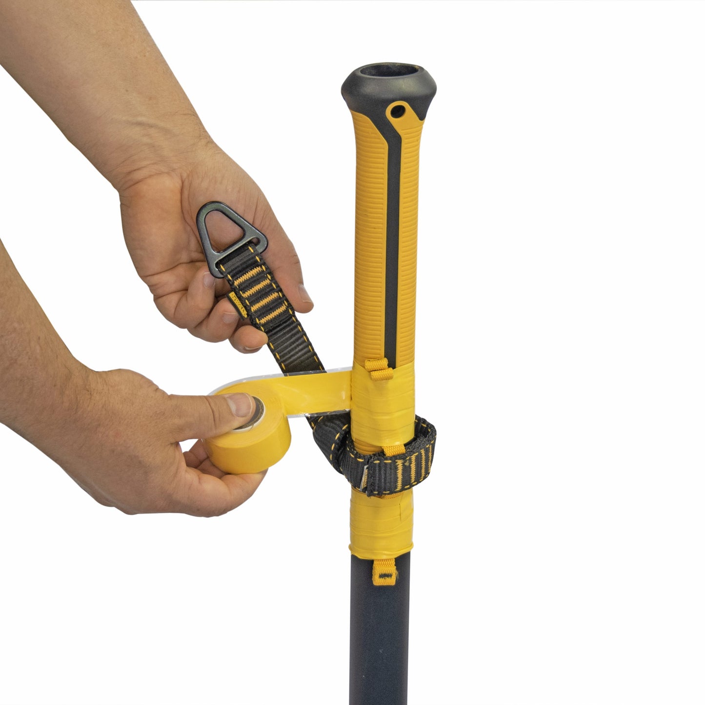 DXDP710221 DEWALT V-Ring Tool Attachment Double Wing, 35 lbs.(15.9 kg) capacity