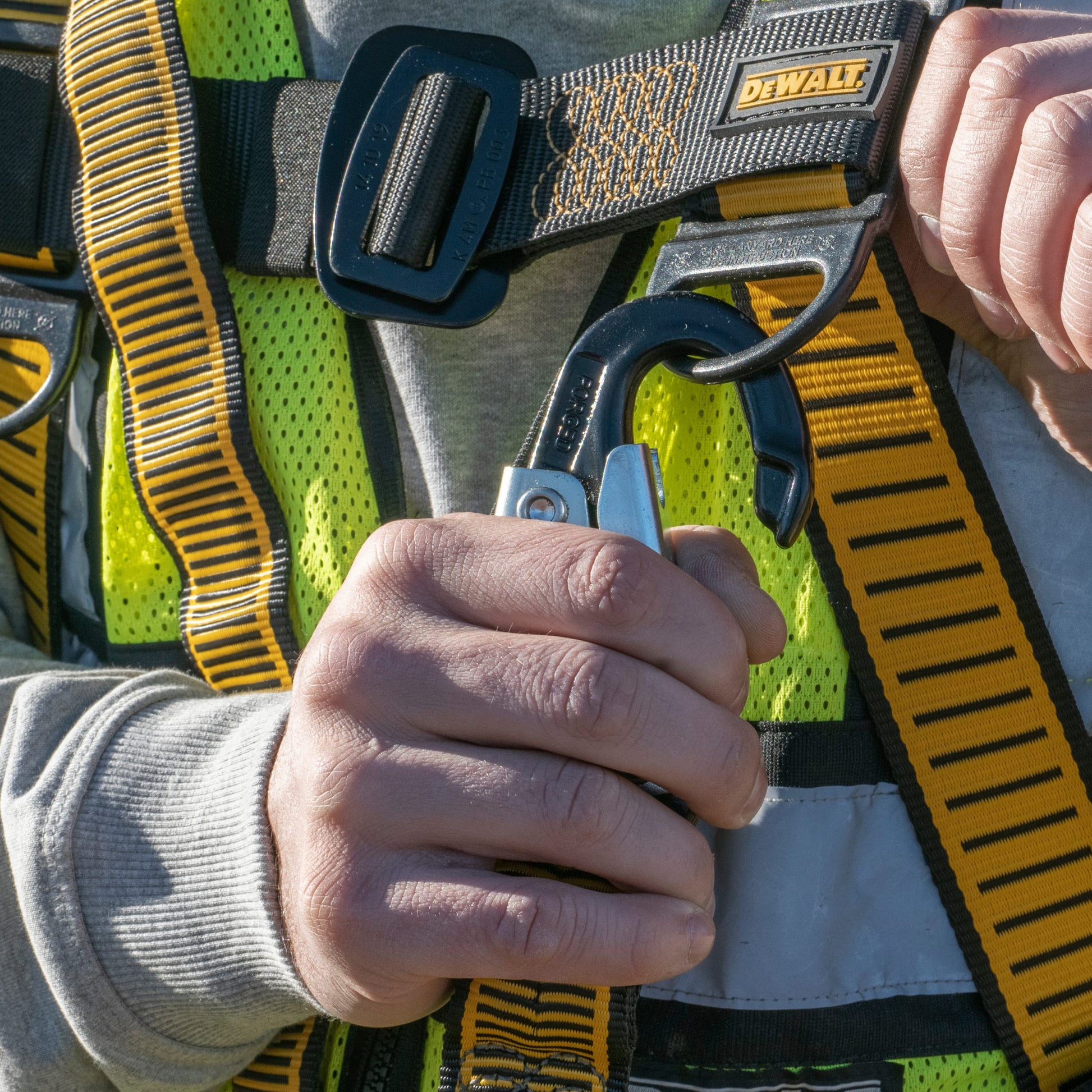DXFP613130 DEWALT 6 ft. (1.8 m) Twin Leg Lanyard Internal Energy Absorber, 4 ft. to 6 ft. Stretch with Steel Snap hook on D-Ring End and Steel Rebar Hooks on Anchor End.