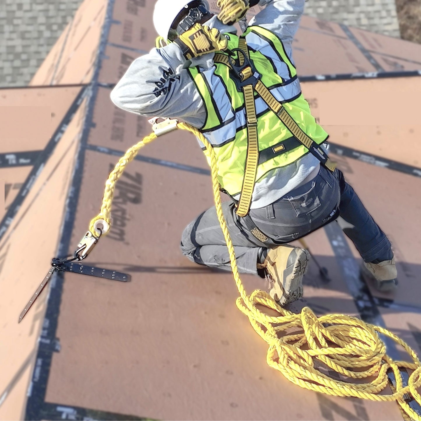 DXFP842001 DEWALT Reusable Rooftop Anchor