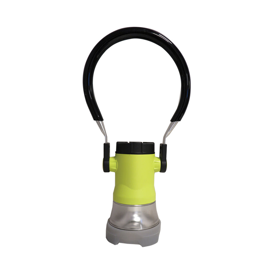 Trainman Lantern Clear LED With Magnet 3 C batteries included