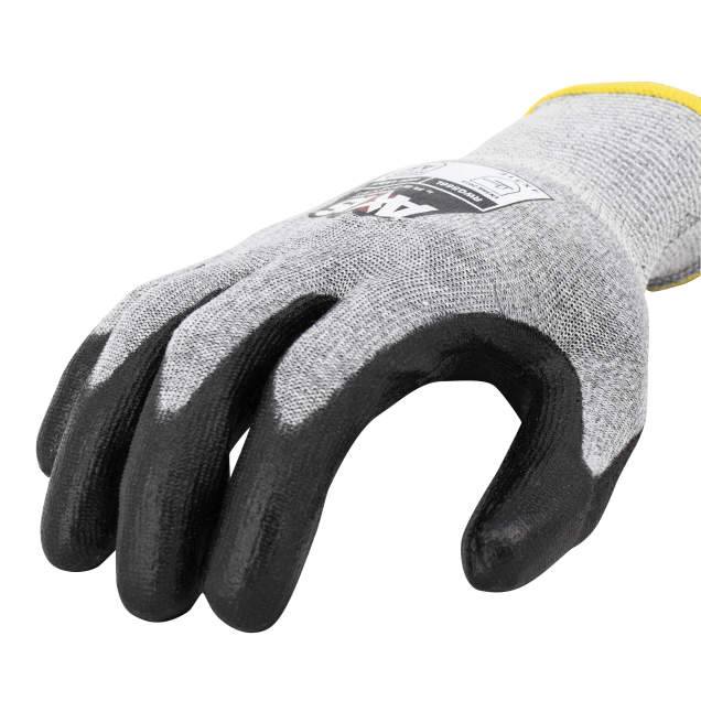 Radians RWG566 AXIS™ Cut Protection Level A5 Touchscreen Work Glove