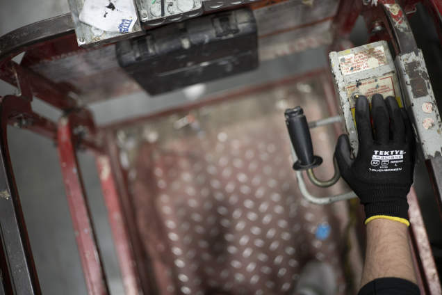 Radians RWG701 TEKTYE® Touchscreen A4 Cut Protection Glove